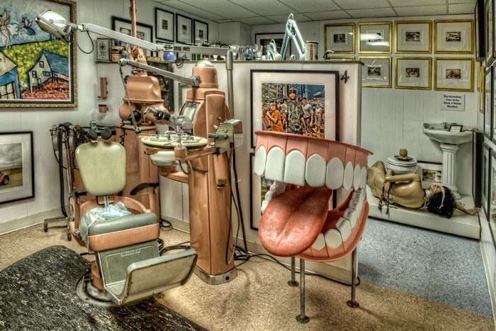 Dentist1